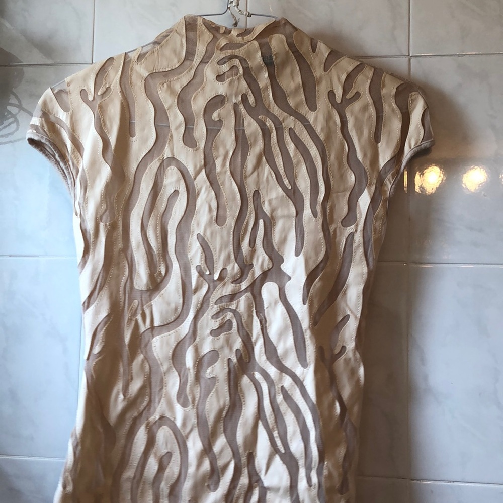 Leather/mesh short sleeve top